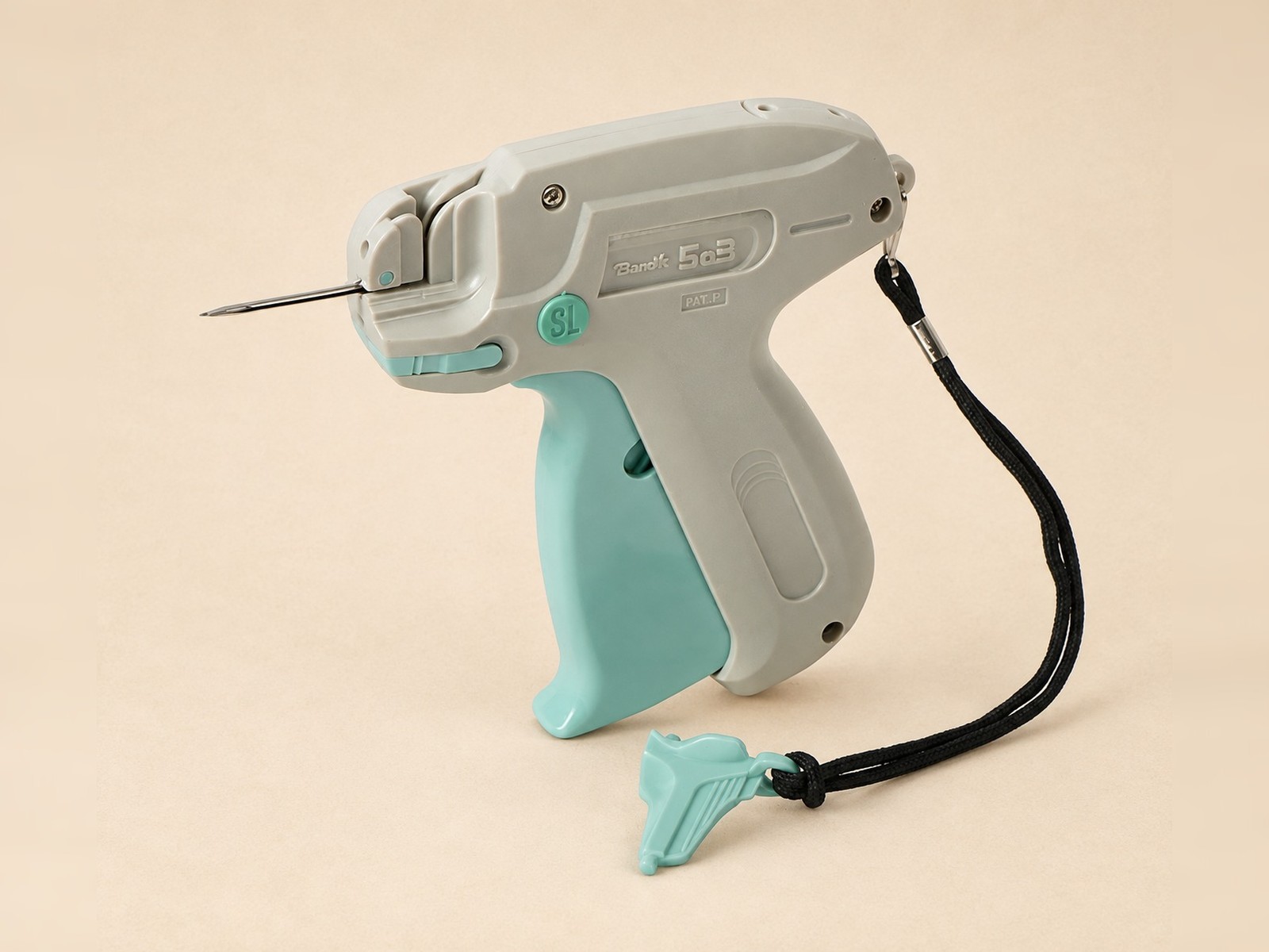 Fine-fabric Tagging Gun with Needle