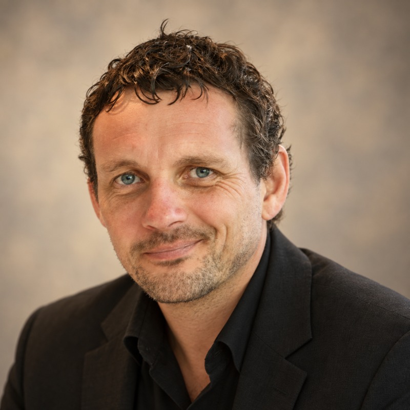 Dr. Andrew Loxley